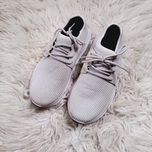 Vessi Everyday Women's White Waterproof Athletic Running Shoes Size 8 - Picture 2 of 10